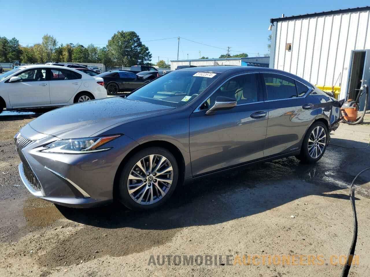 58AD21B15LU006501 LEXUS ES300 2020