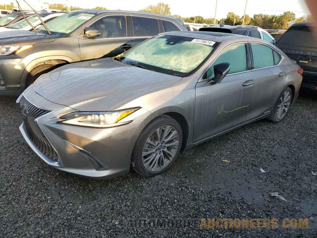 58AD21B15LU010919 LEXUS ES300 2020