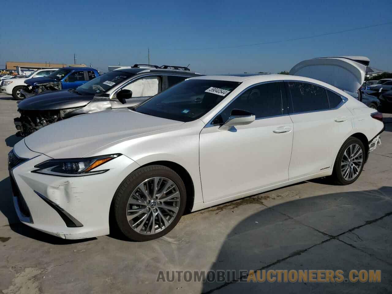 58AD21B16LU009505 LEXUS ES300 2020