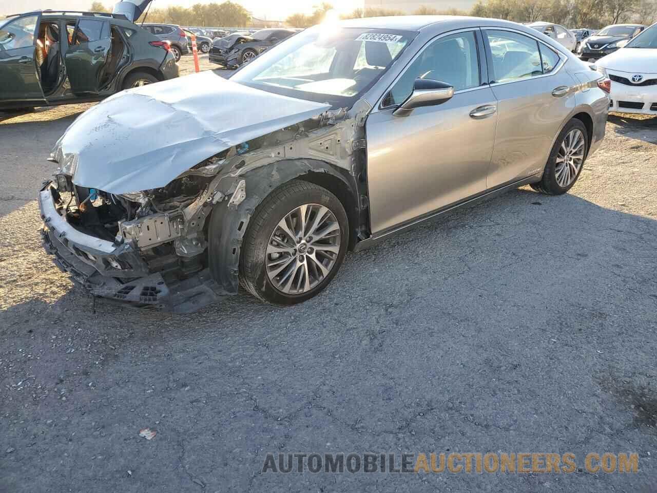 58AD21B18LU006329 LEXUS ES300 2020