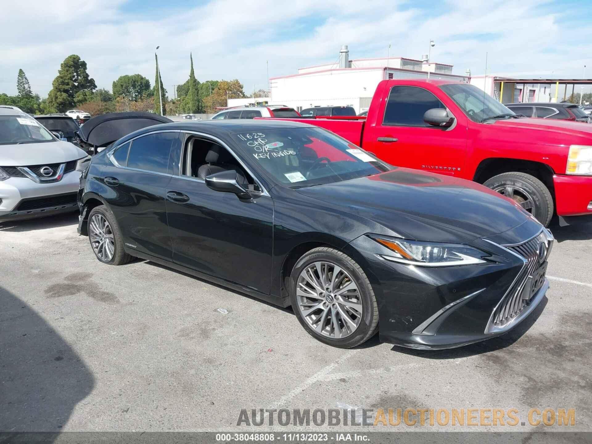 58AD21B18LU006721 LEXUS ES 2020