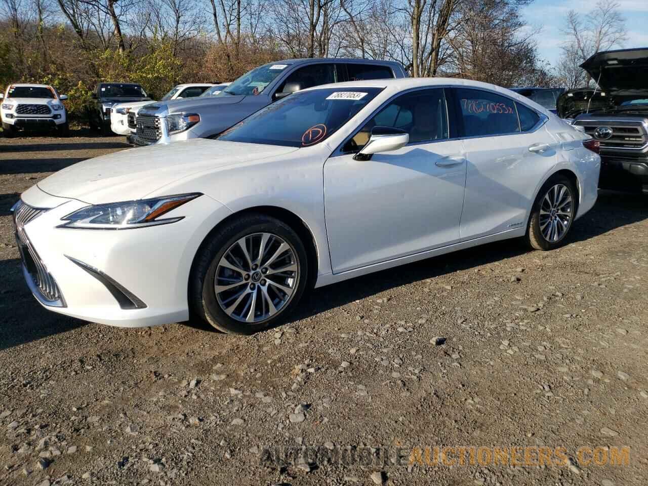 58AD21B18LU009540 LEXUS ES300 2020