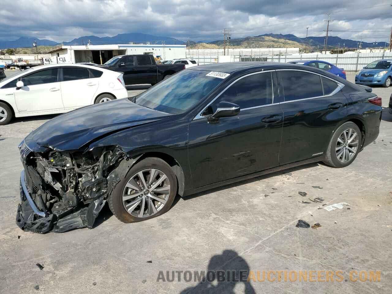 58AD21B18LU009893 LEXUS ES300 2020