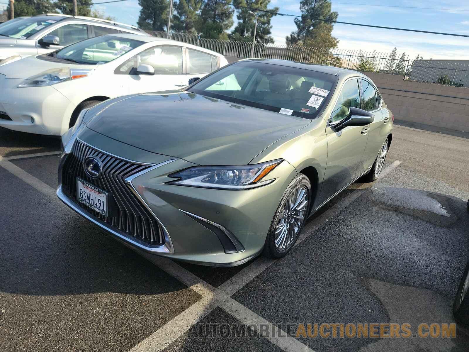 58AD21B18LU010929 Lexus ES 2020