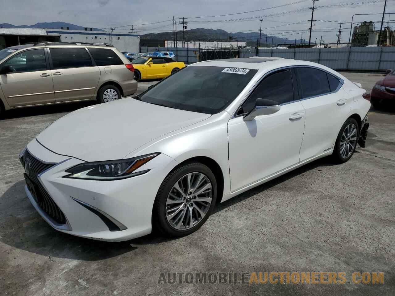 58AD21B19LU006176 LEXUS ES300 2020