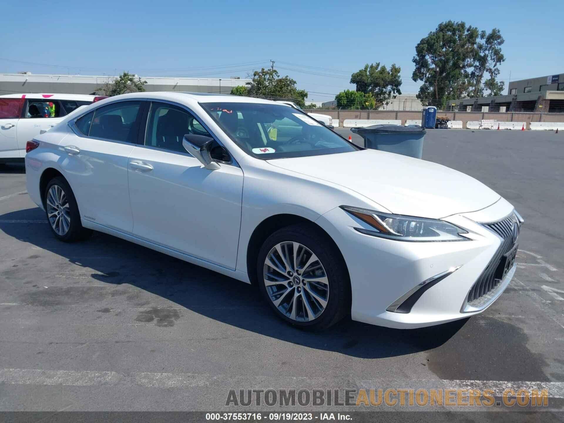 58AD21B19LU009045 LEXUS ES 2020