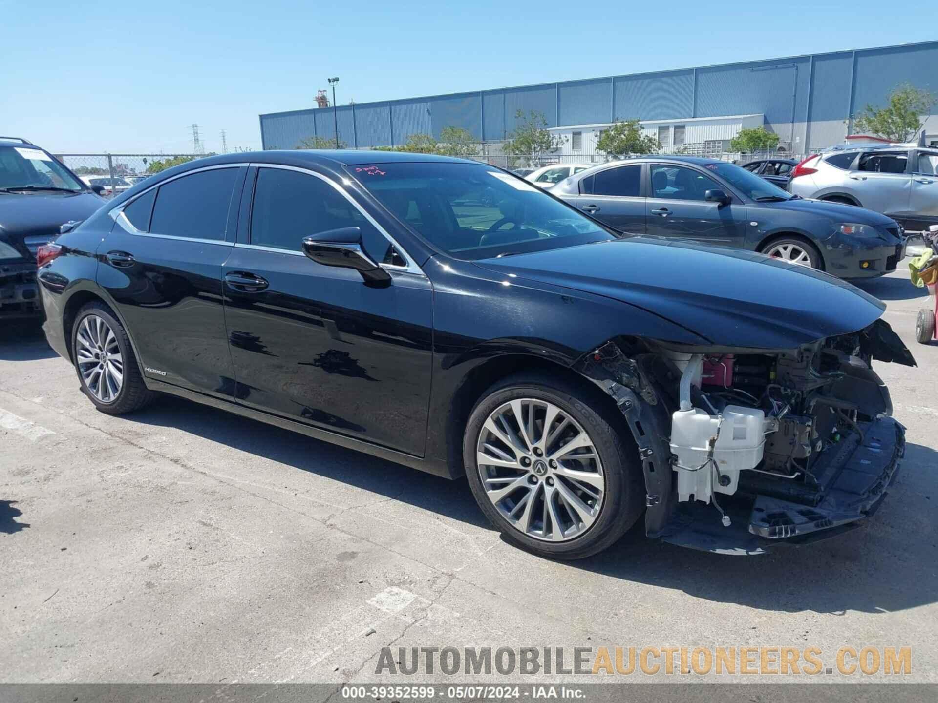 58AD21B19LU009143 LEXUS ES 300H 2020