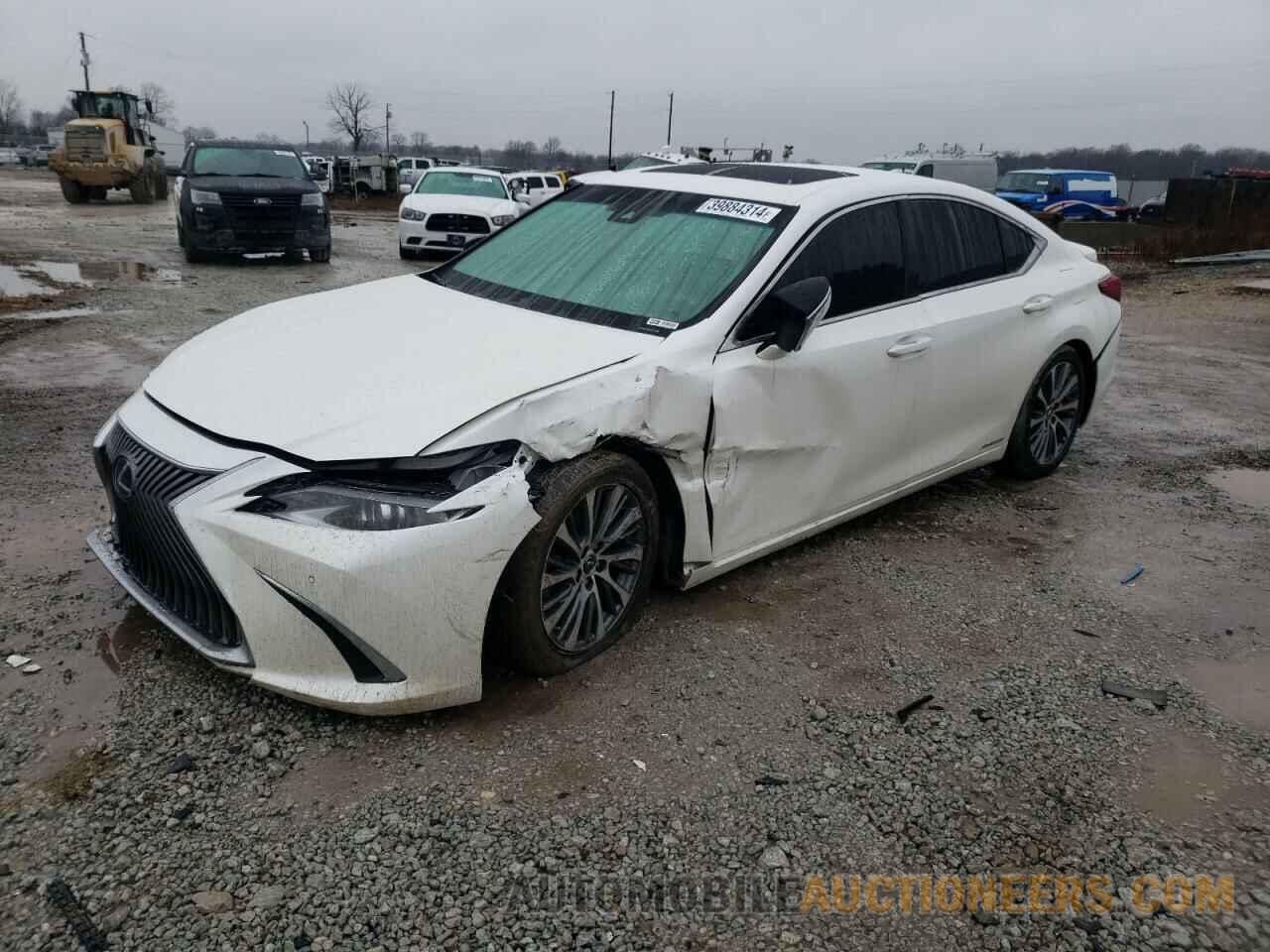 58AD21B1XLU005683 LEXUS ES300 2020