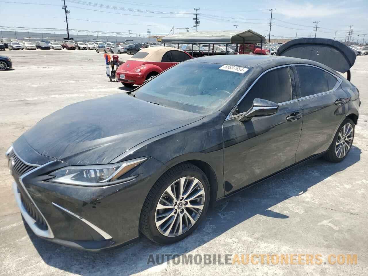 58AD21B1XLU011693 LEXUS ES300 2020