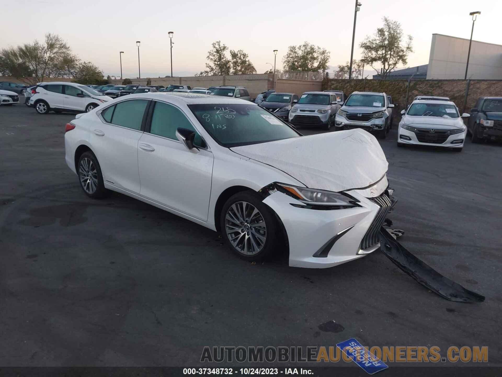 58ADA1C10MU002701 LEXUS ES 2021