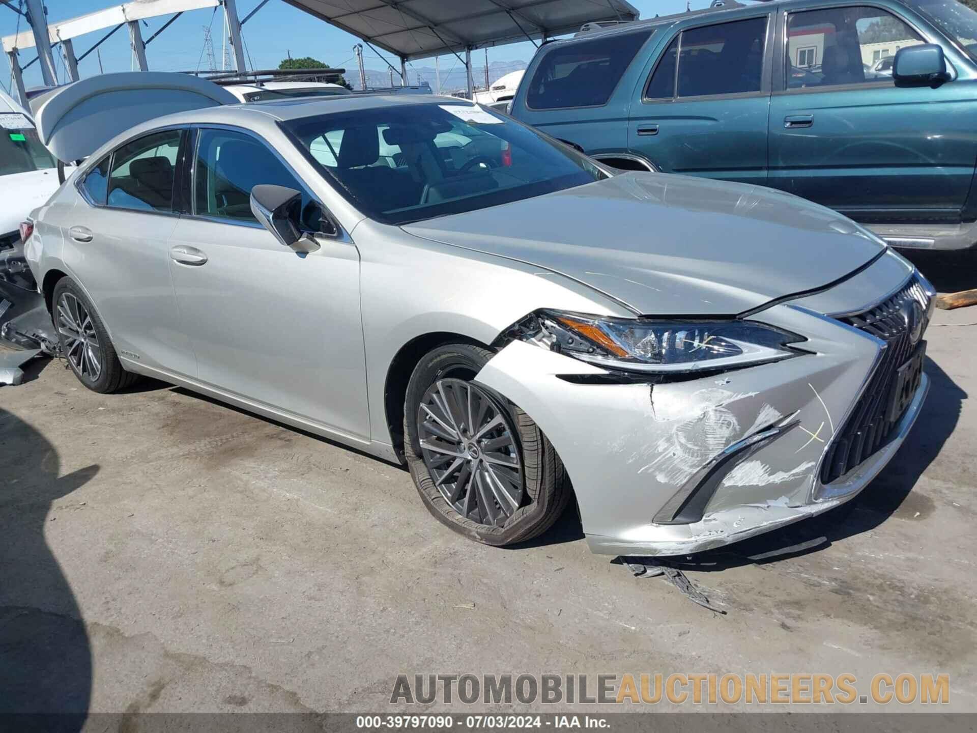 58ADA1C10NU025672 LEXUS ES 300H 2022