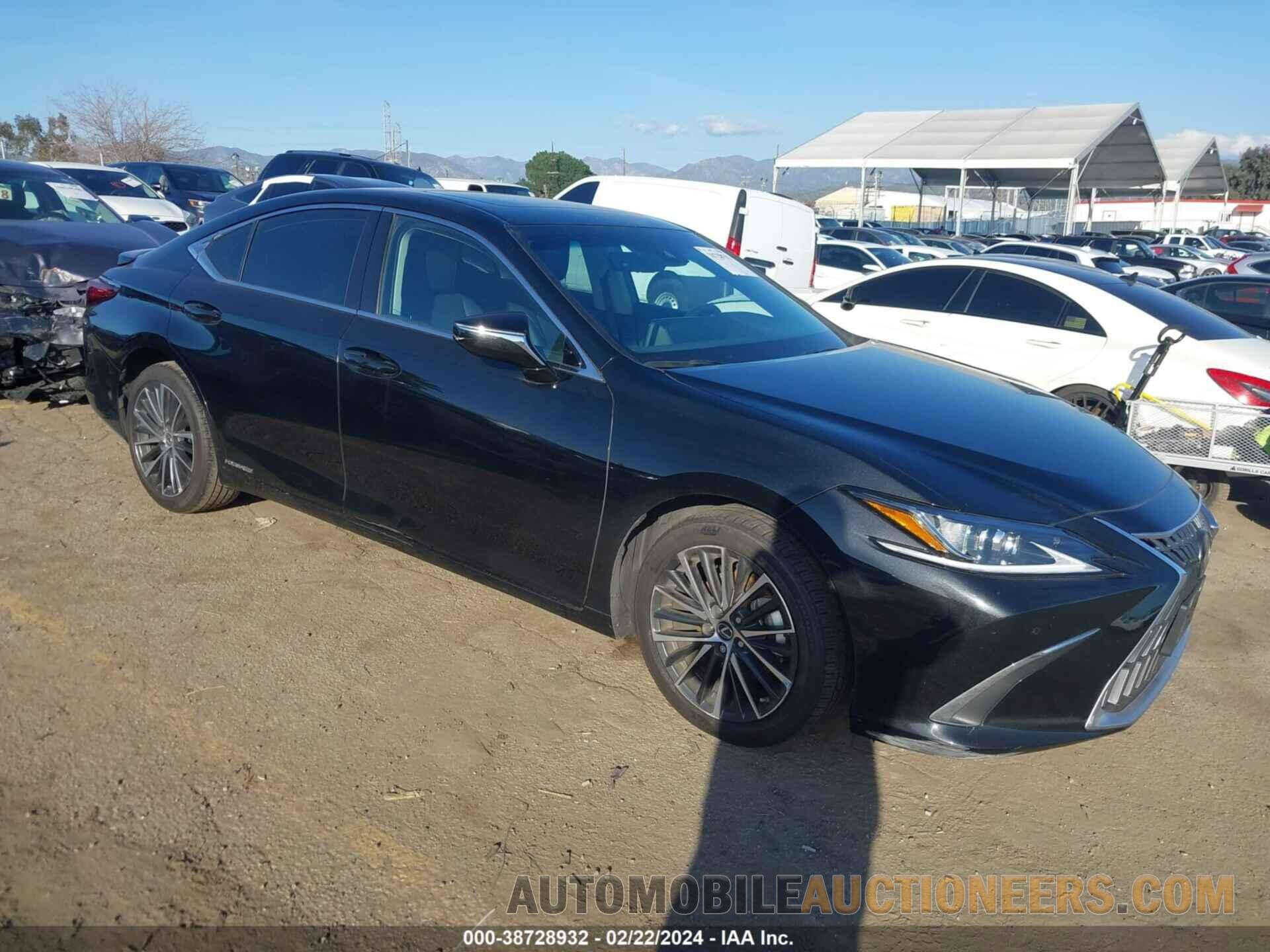 58ADA1C11NU026586 LEXUS ES 300H 2022