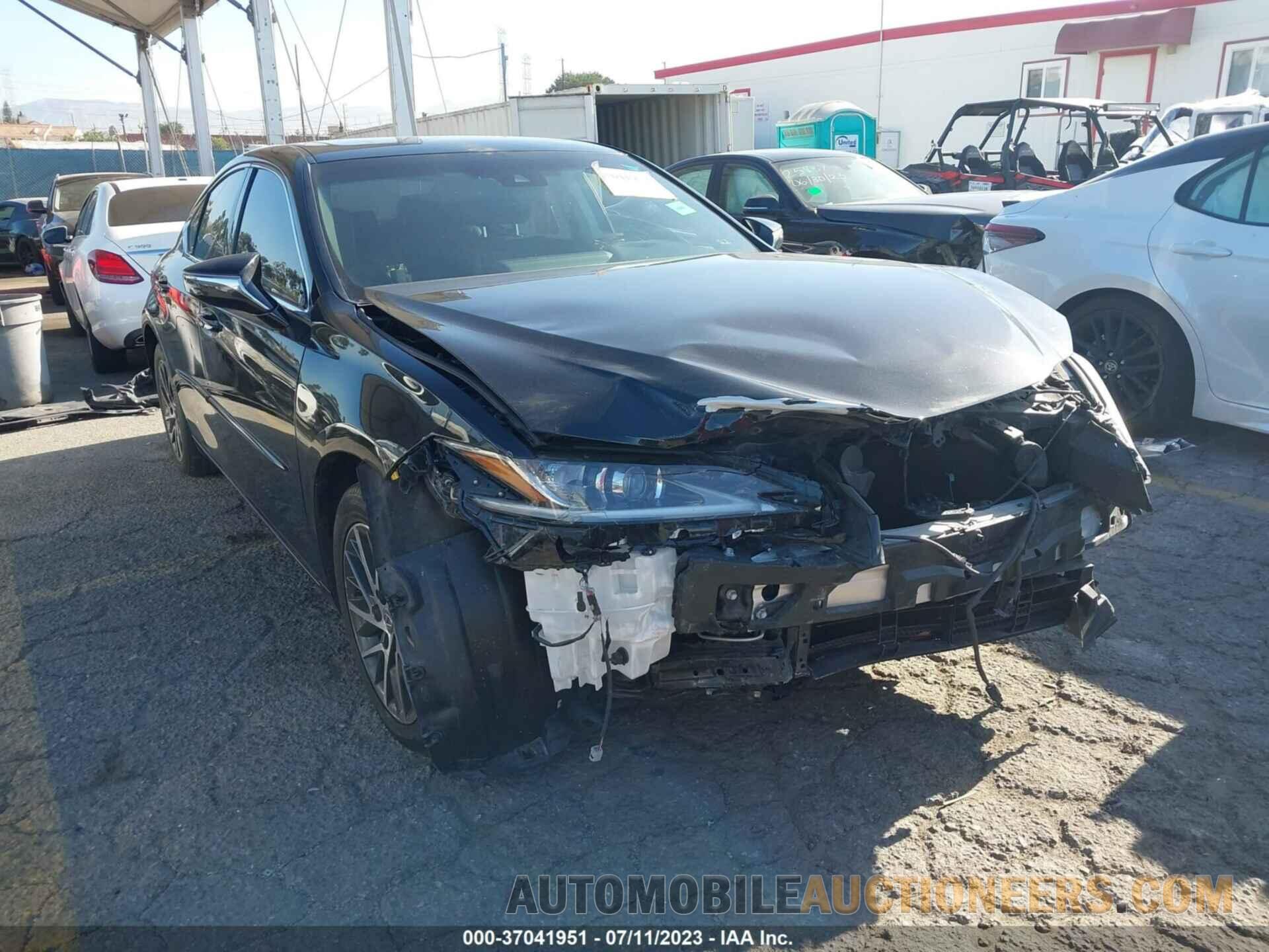 58ADA1C12MU002795 LEXUS ES 2021