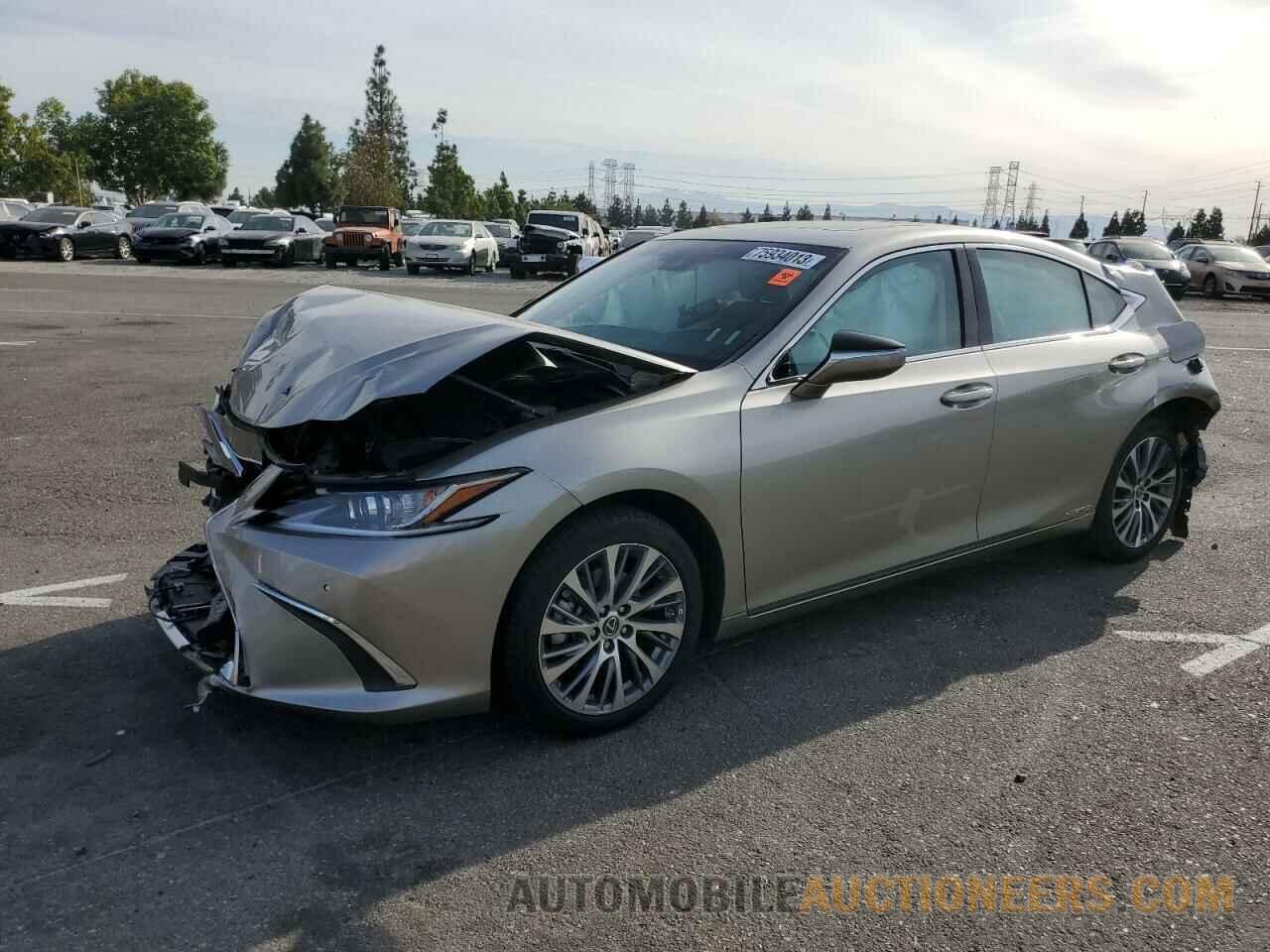 58ADA1C12MU009035 LEXUS ES300 2021