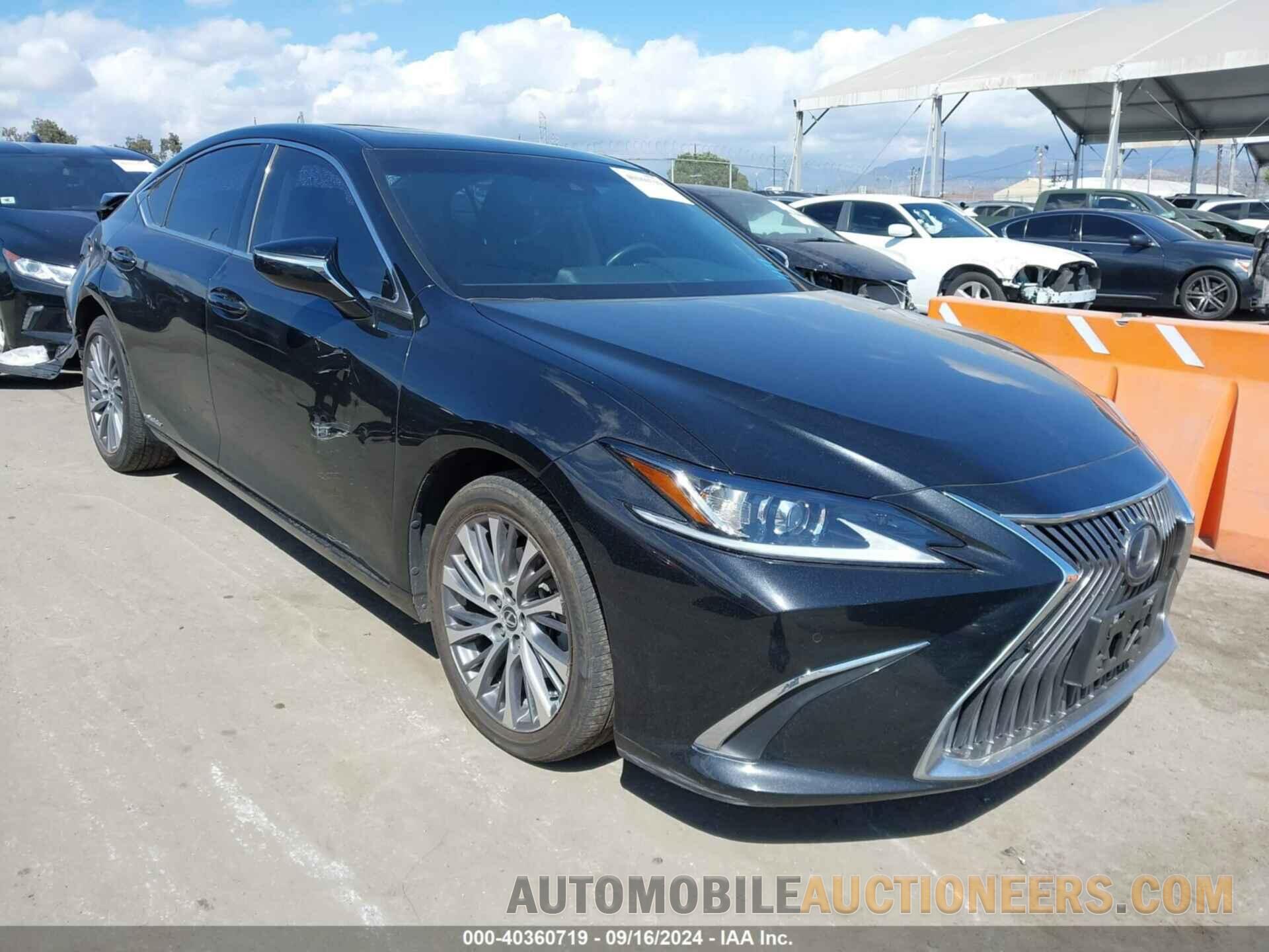 58ADA1C12MU009682 LEXUS ES 300H 2021