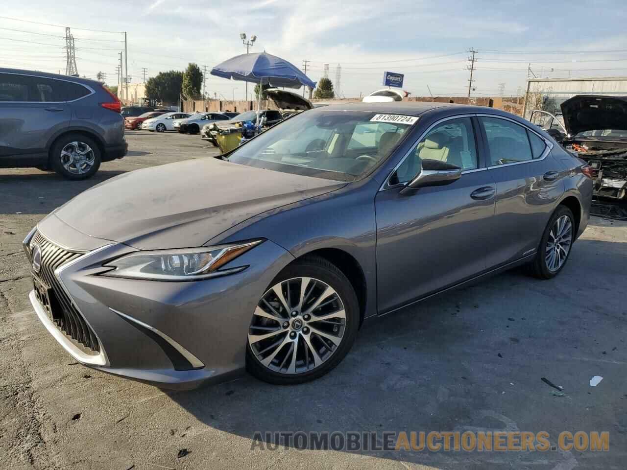 58ADA1C13MU002563 LEXUS ES300 2021