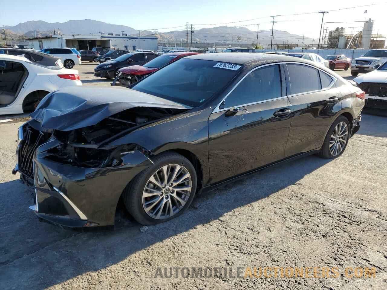 58ADA1C13MU003017 LEXUS ES300 2021