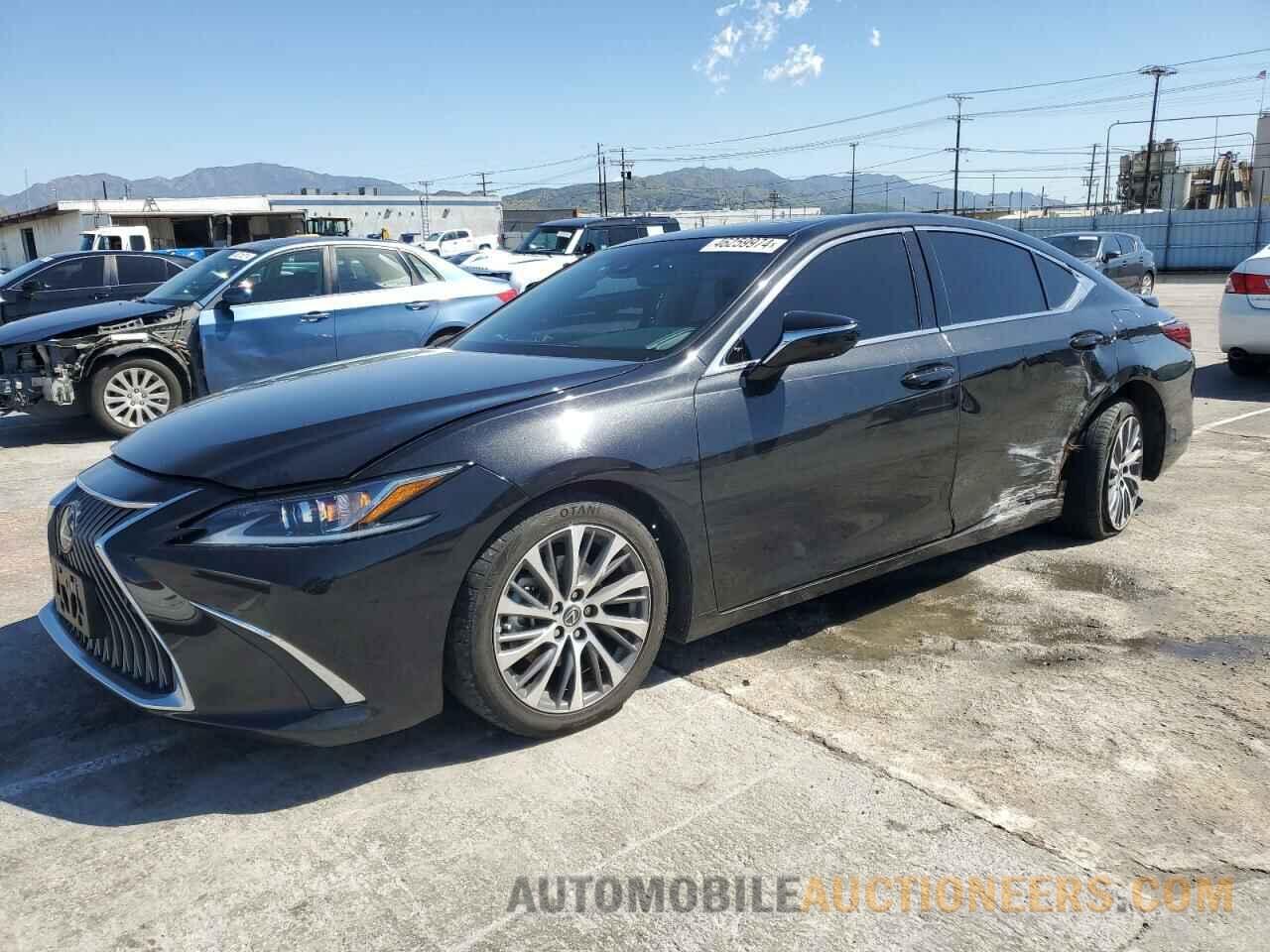 58ADA1C13MU013045 LEXUS ES300 2021