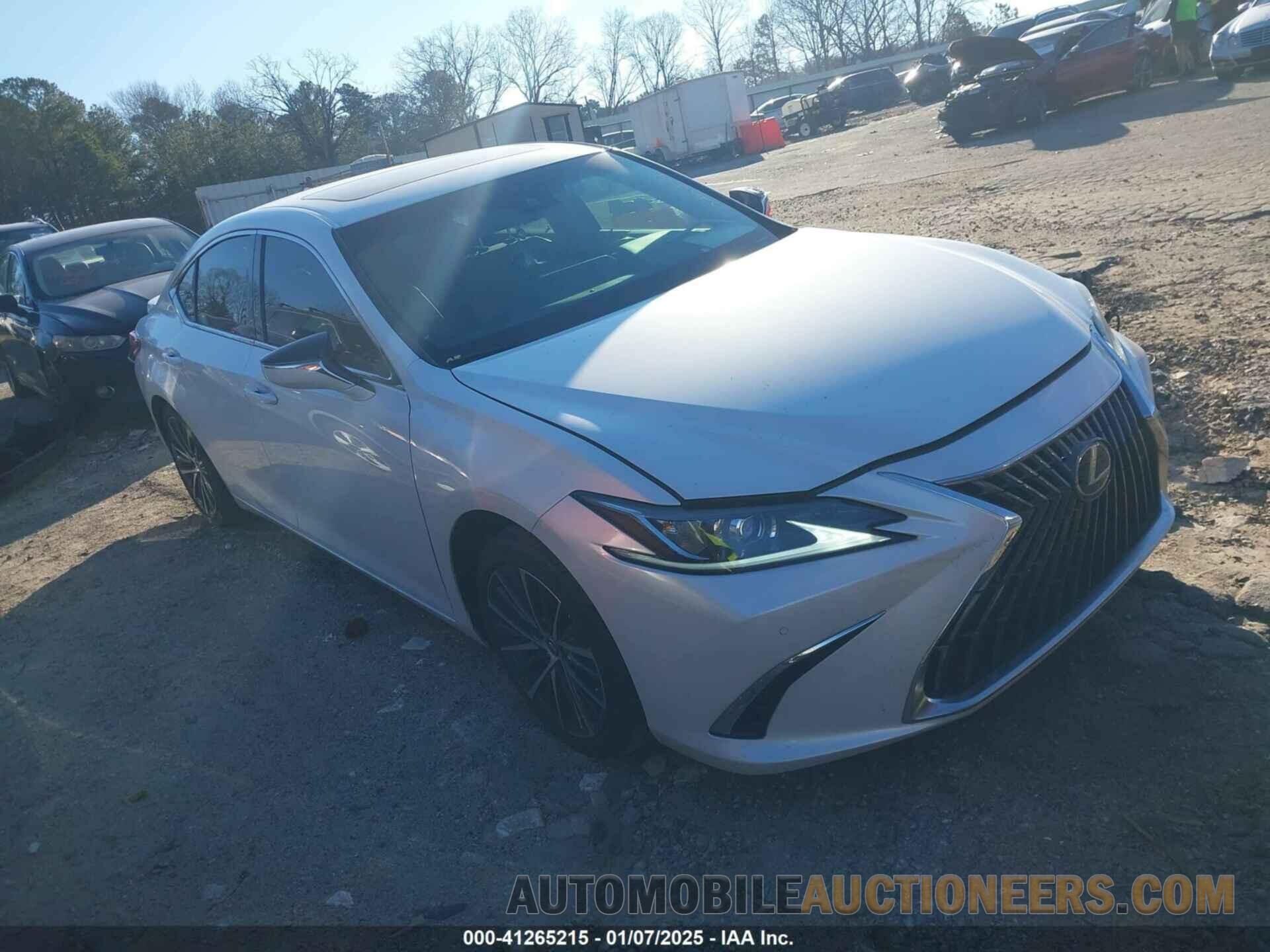 58ADA1C13PU028259 LEXUS ES 300H 2023