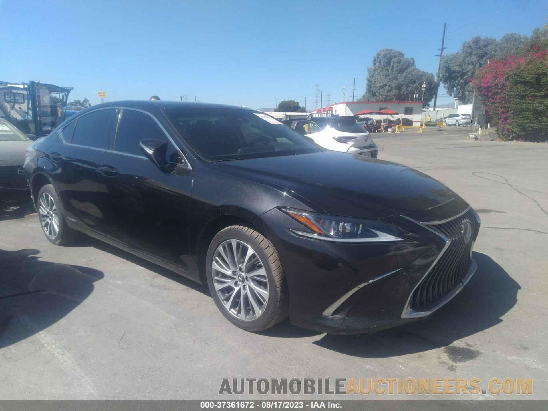 58ADA1C14MU001390 LEXUS ES 2021