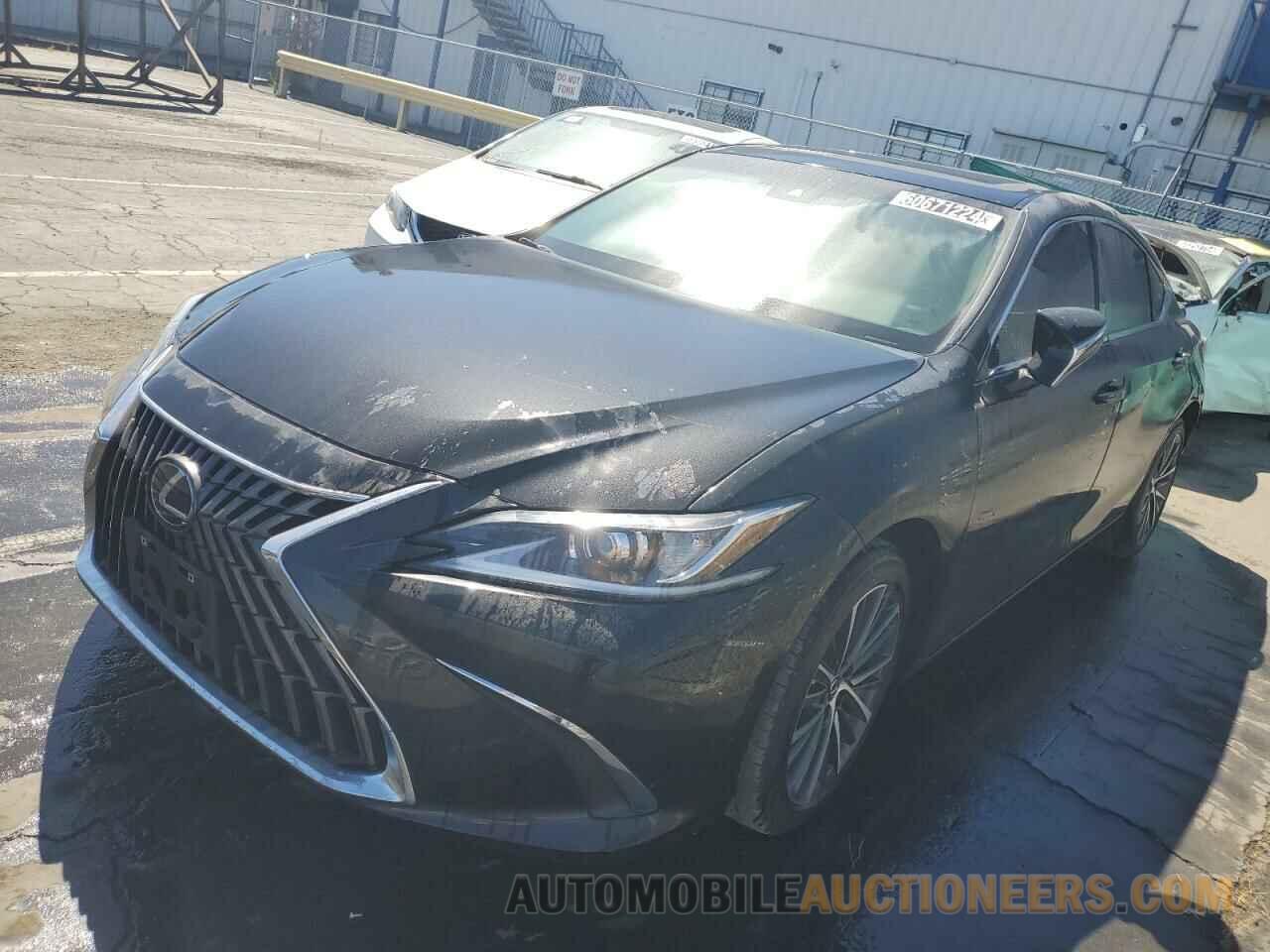 58ADA1C14PU032613 LEXUS ES300 2023