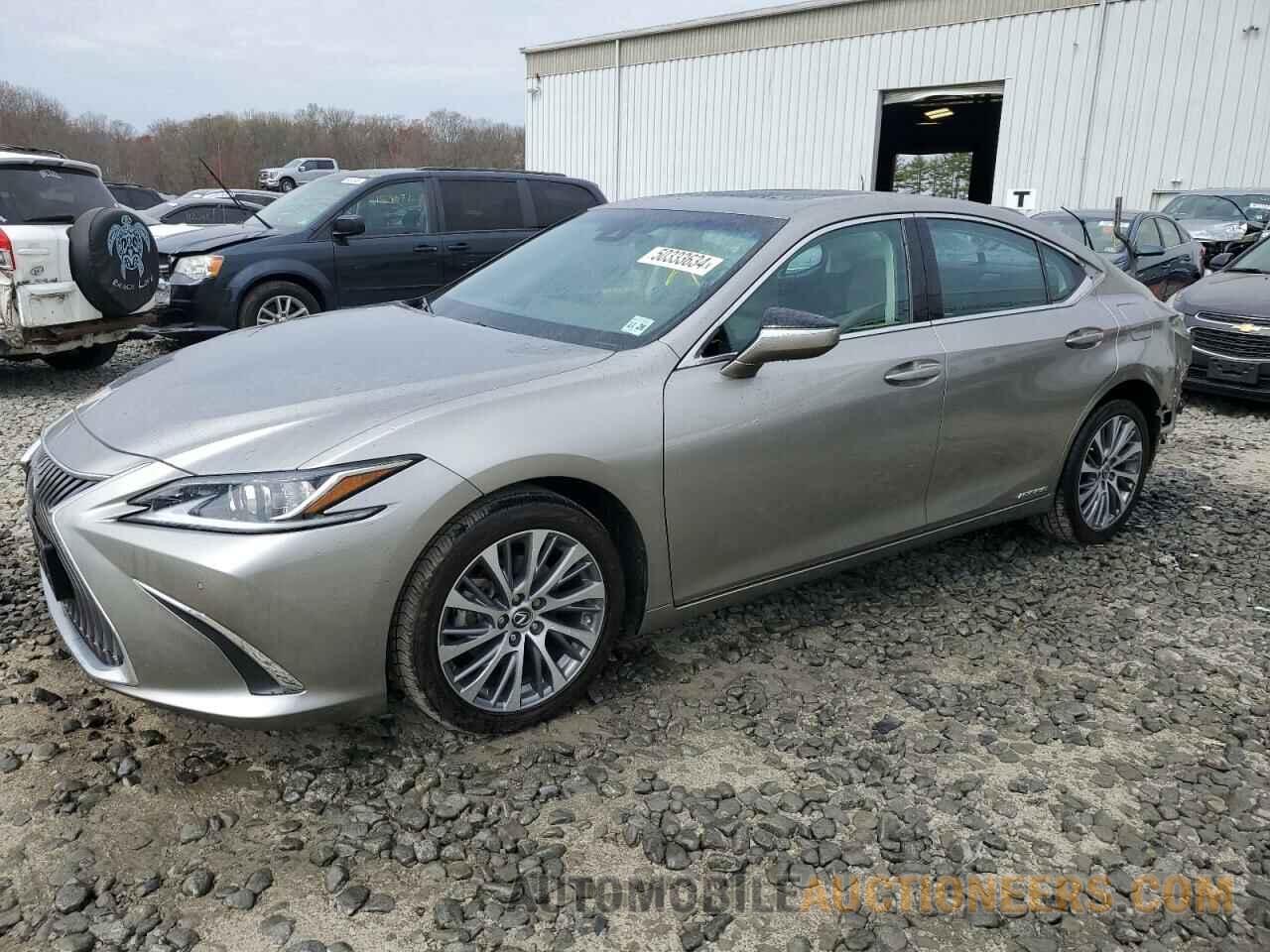 58ADA1C15MU002550 LEXUS ES300 2021