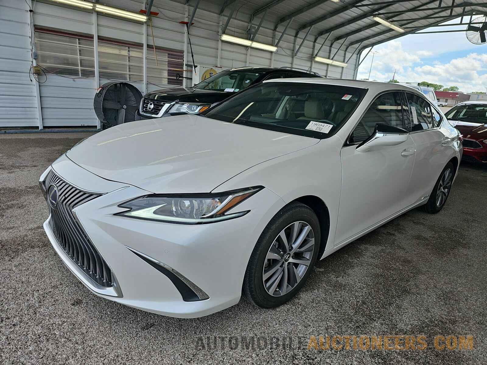 58ADA1C15MU006971 Lexus ES 2021