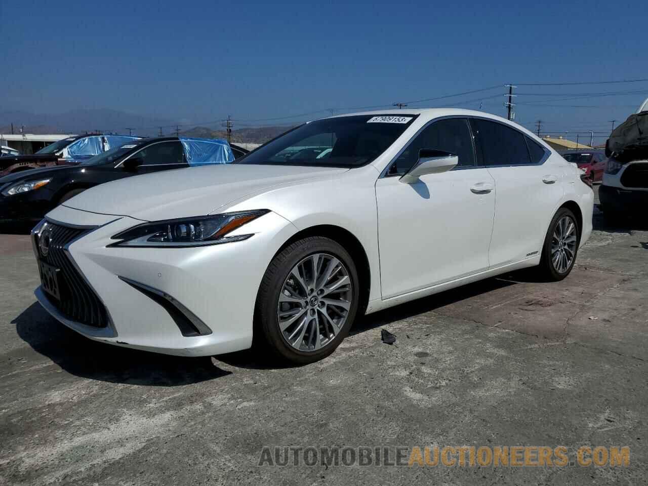 58ADA1C15MU009479 LEXUS ES300 2021