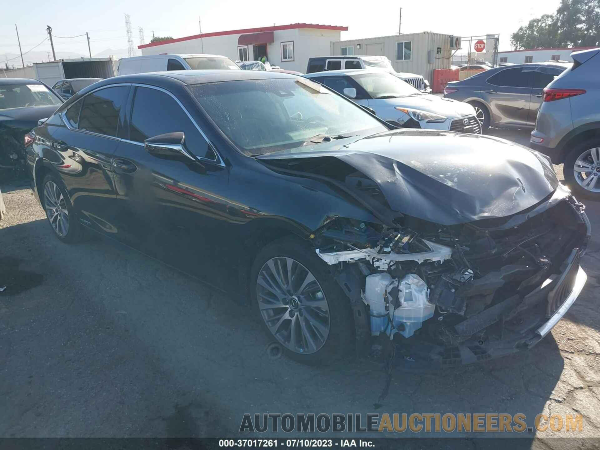 58ADA1C15MU012558 LEXUS ES 2021