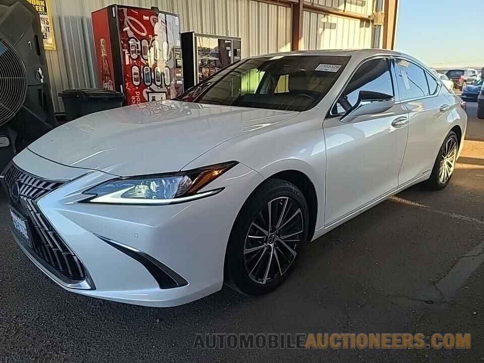 58ADA1C15NU015638 Lexus ES 2022