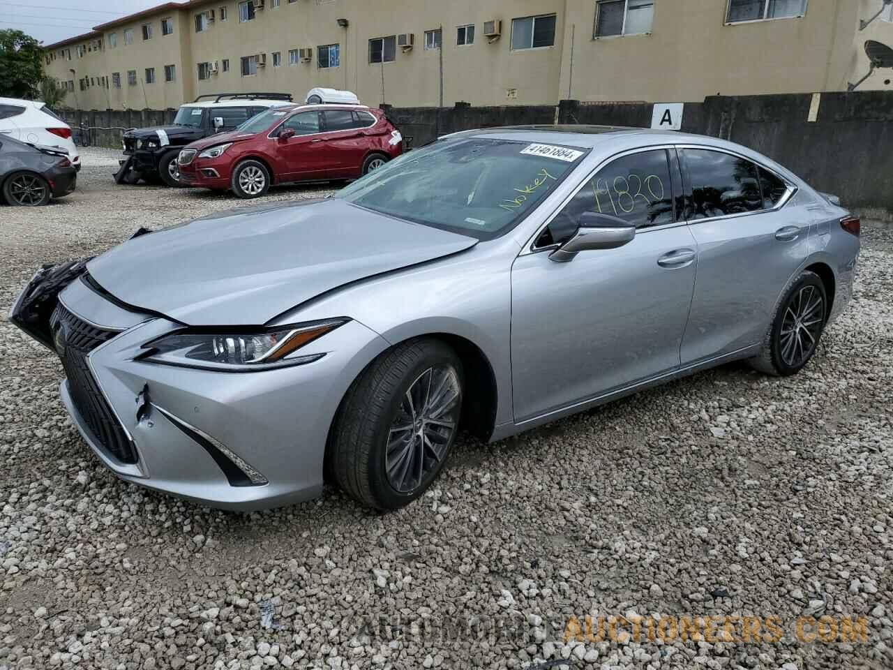 58ADA1C15PU032023 LEXUS ES300 2023