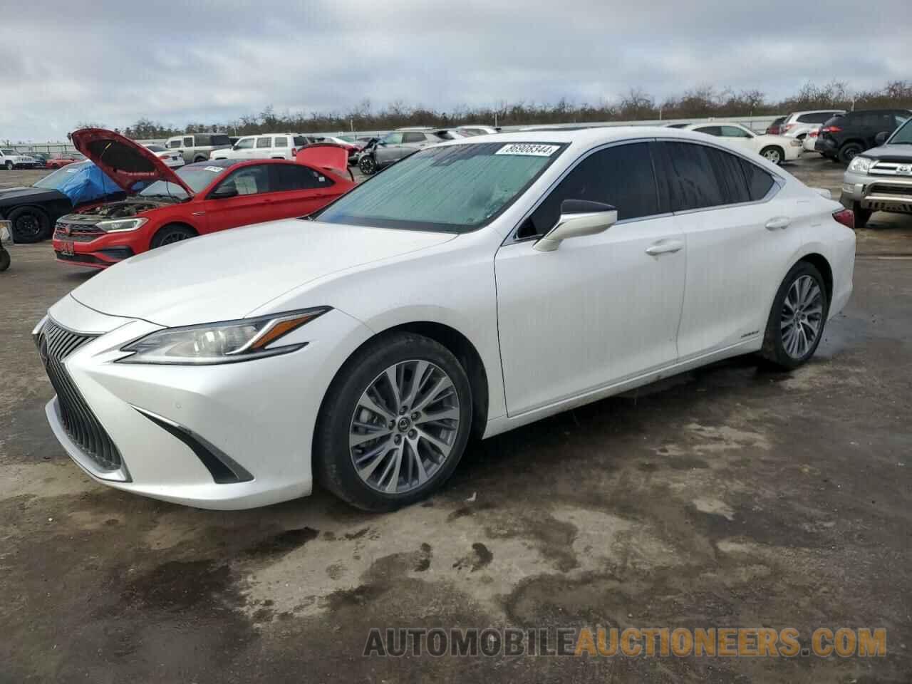 58ADA1C16MU001357 LEXUS ES300 2021