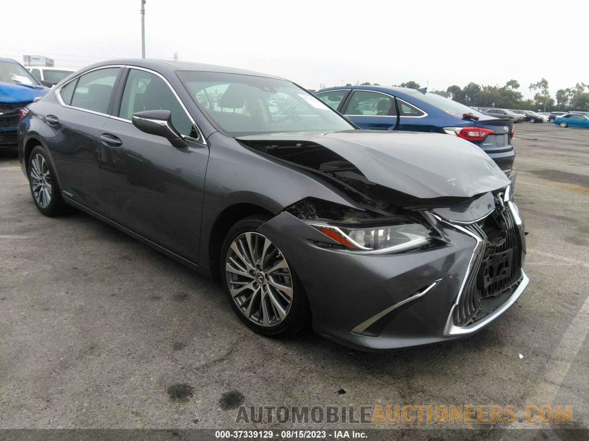 58ADA1C16MU001861 LEXUS ES 2021