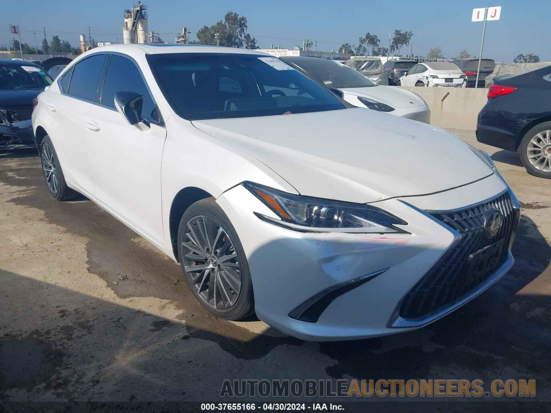 58ADA1C16PU029423 LEXUS ES 300H 2023