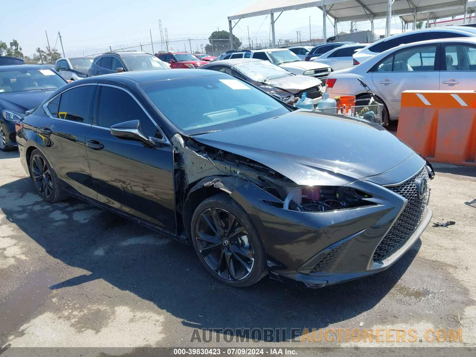 58ADA1C16PU031818 LEXUS ES 300H 2023