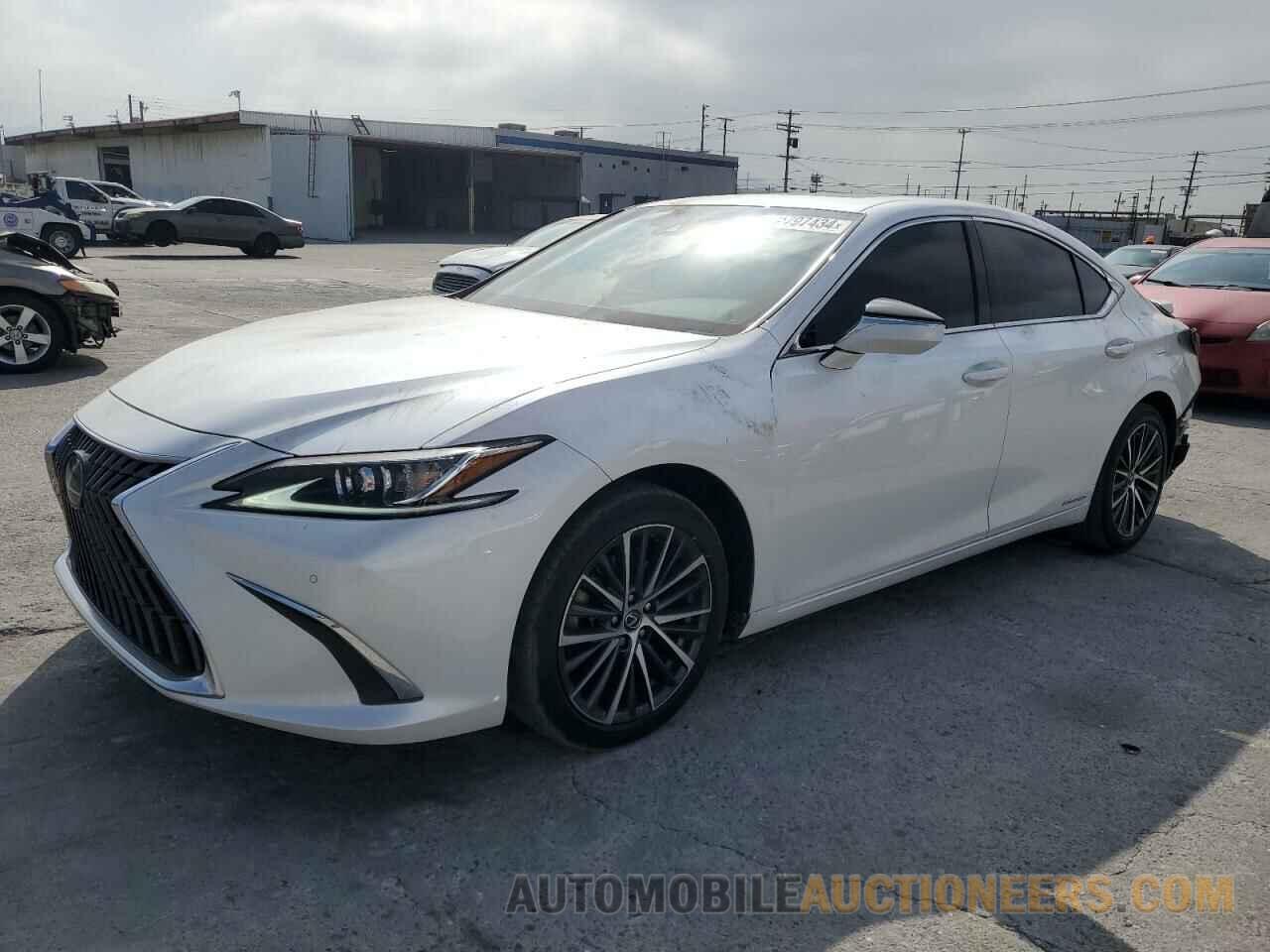 58ADA1C17NU017391 LEXUS ES300 2022