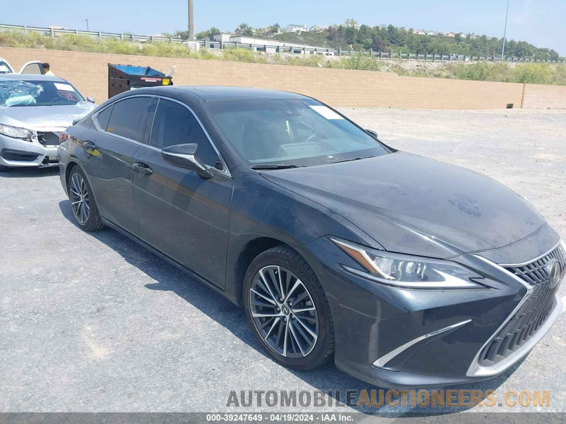 58ADA1C17PU027115 LEXUS ES 300H 2023