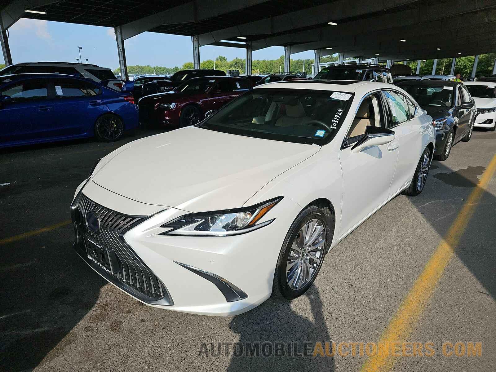 58ADA1C18MU006723 Lexus ES 2021