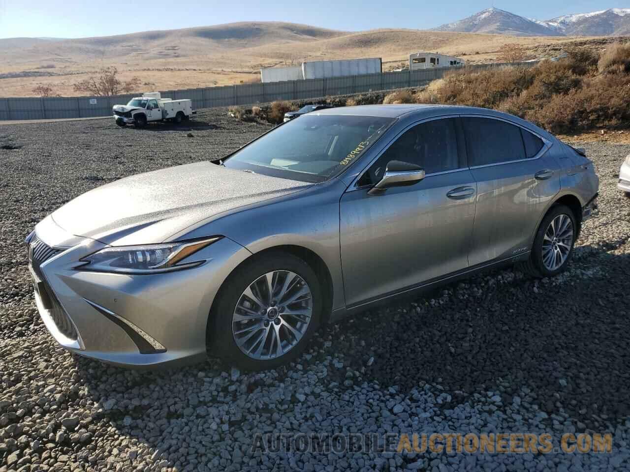 58ADA1C18MU006821 LEXUS ES300 2021