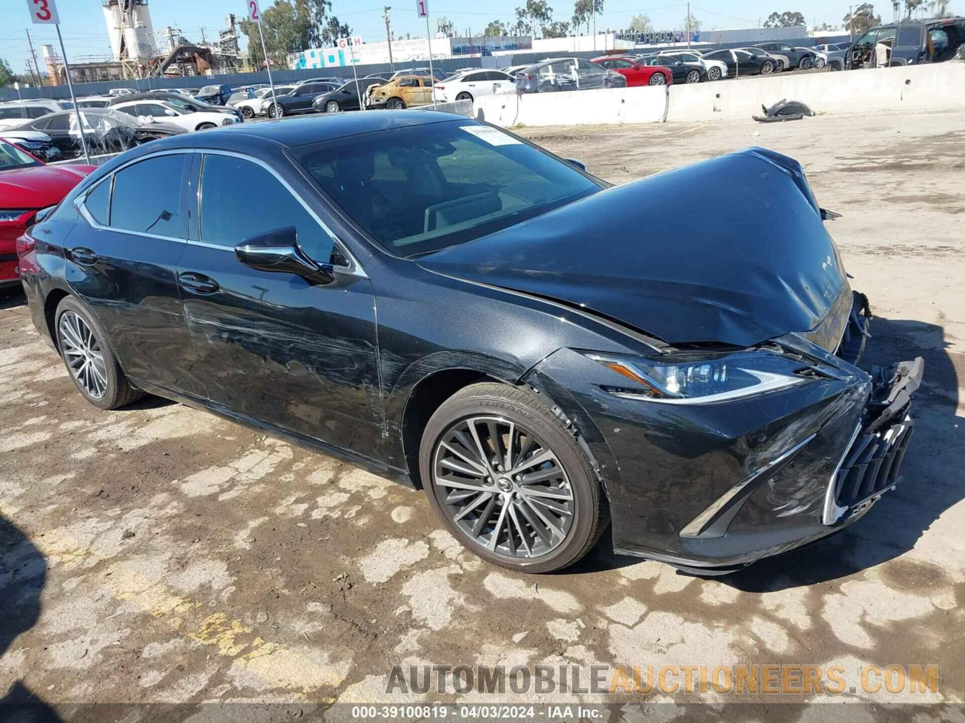 58ADA1C18PU030251 LEXUS ES 300H 2023