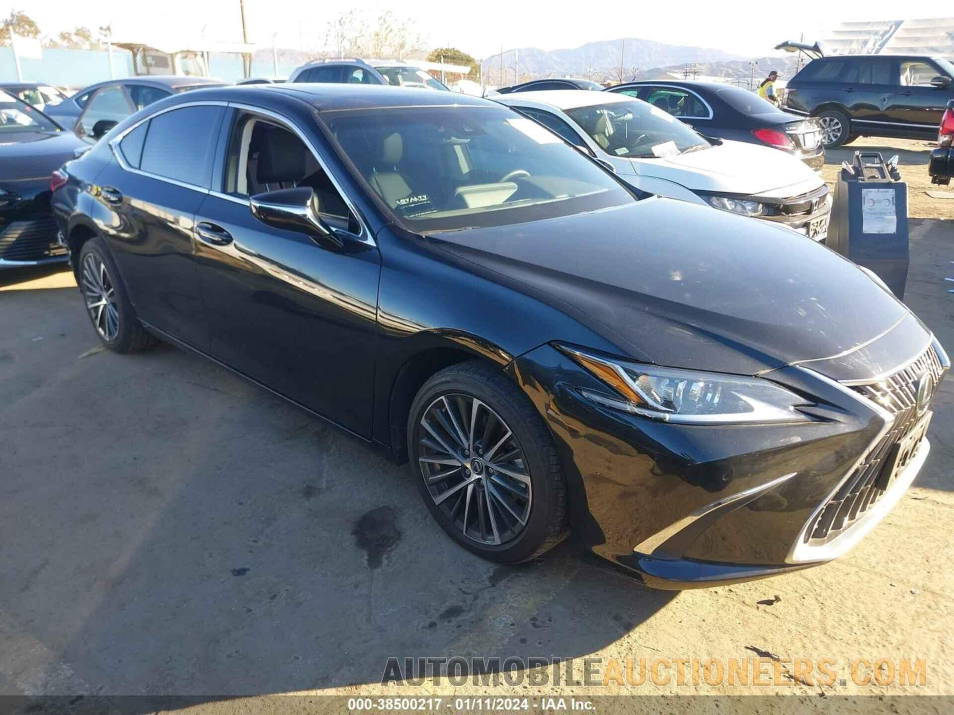 58ADA1C19PU033708 LEXUS ES 300H 2023