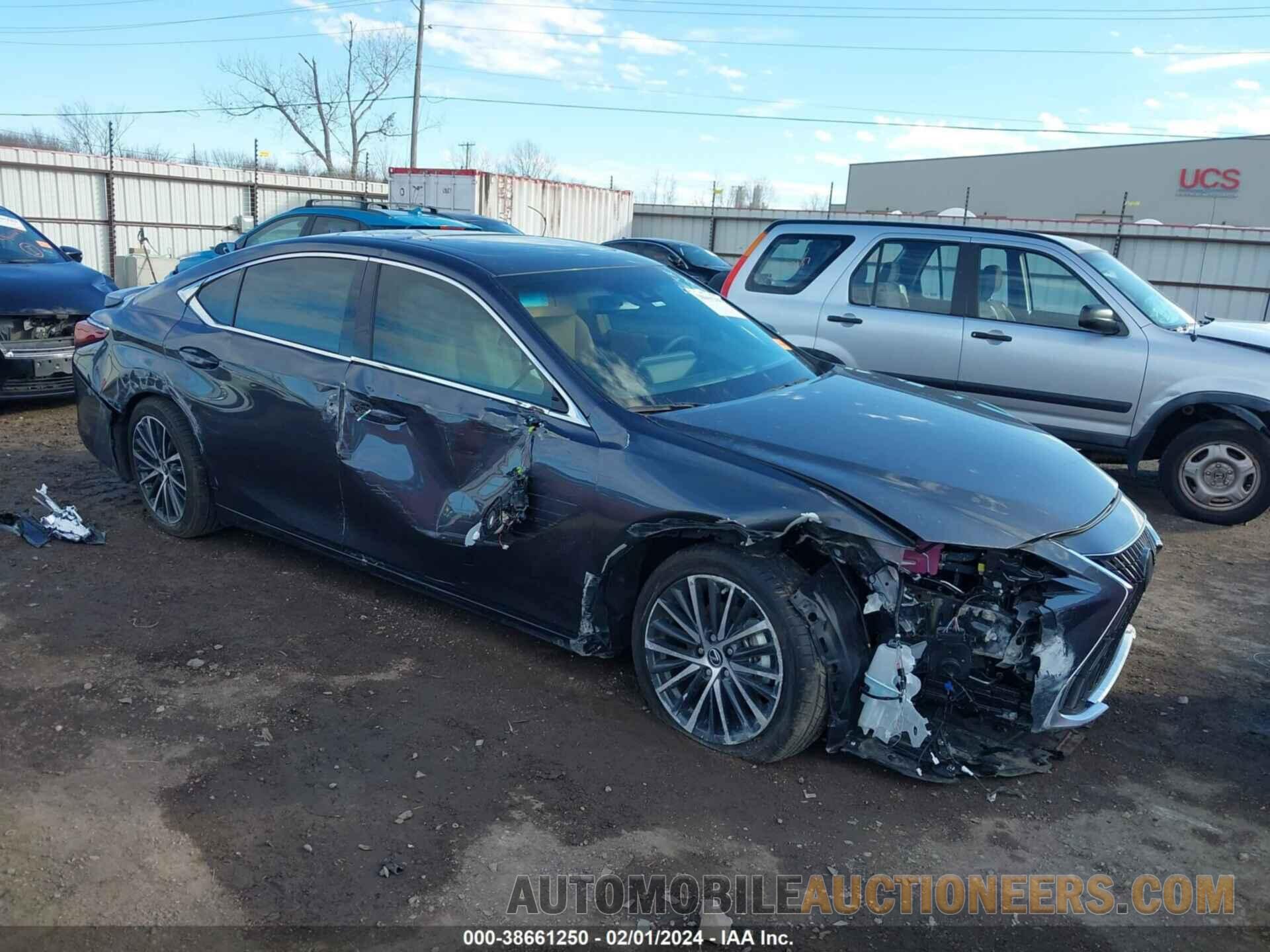 58ADA1C19PU034079 LEXUS ES 300H 2023