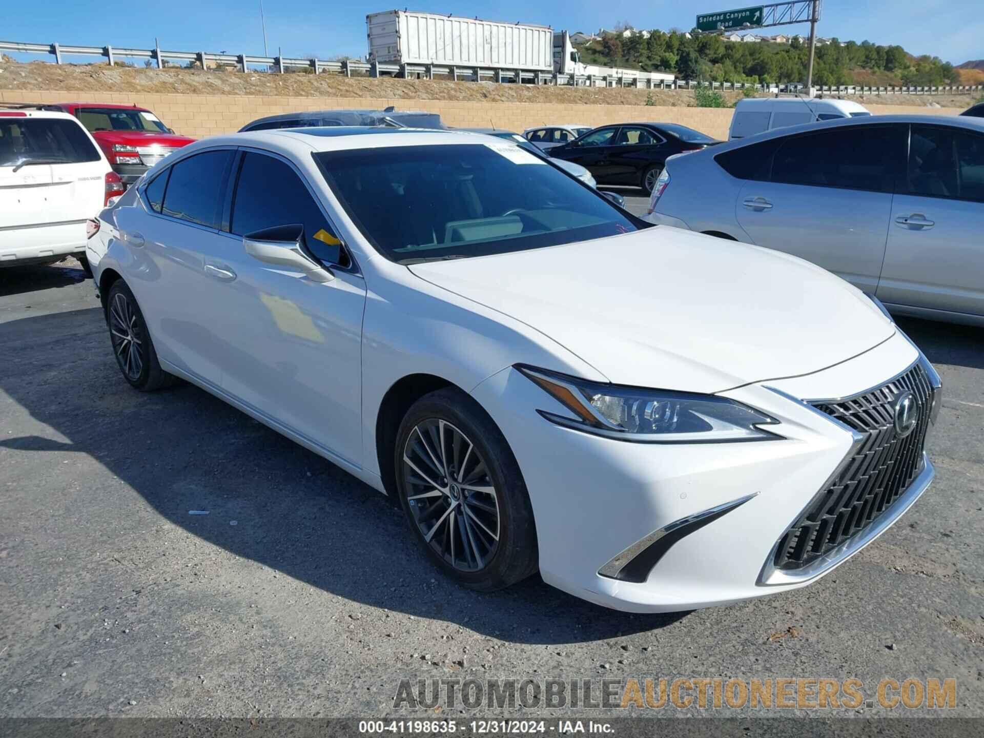 58ADA1C19PU036009 LEXUS ES 300H 2023