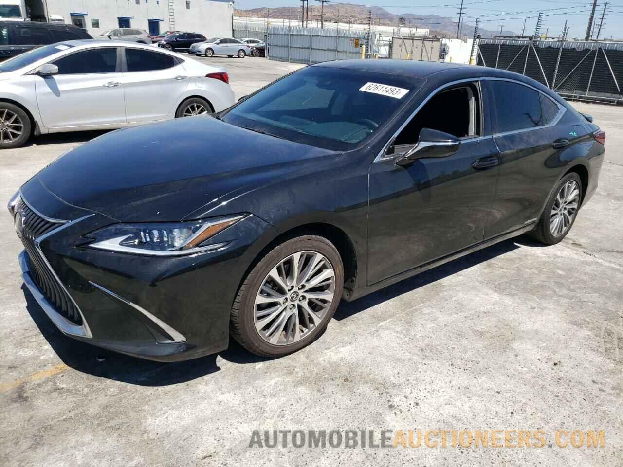 58ADA1C1XMU007632 LEXUS ES300 2021