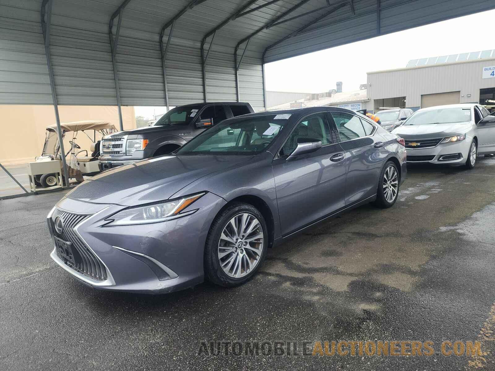 58ADZ1B10LU065077 Lexus ES 2020