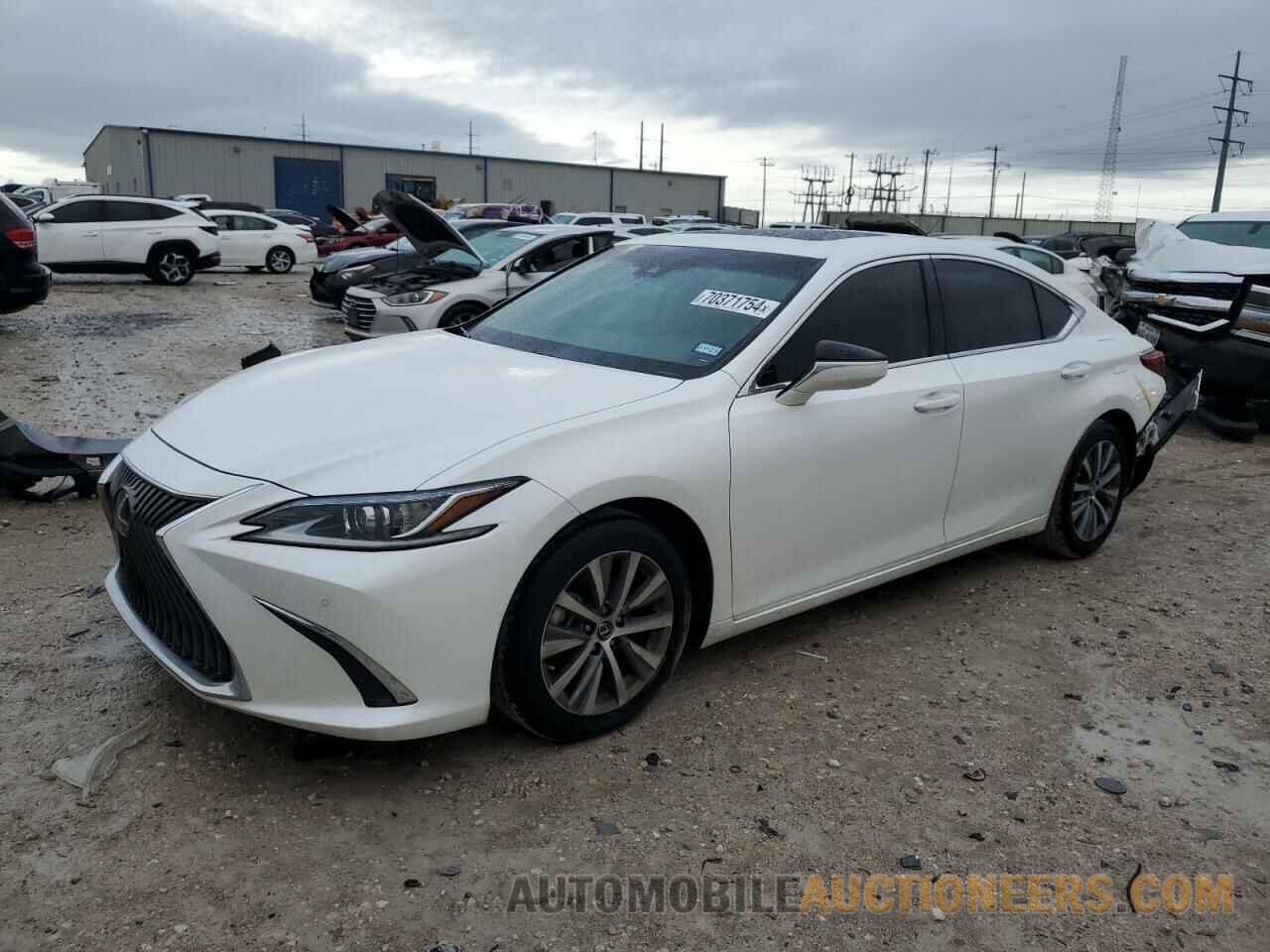 58ADZ1B10LU065967 LEXUS ES350 2020