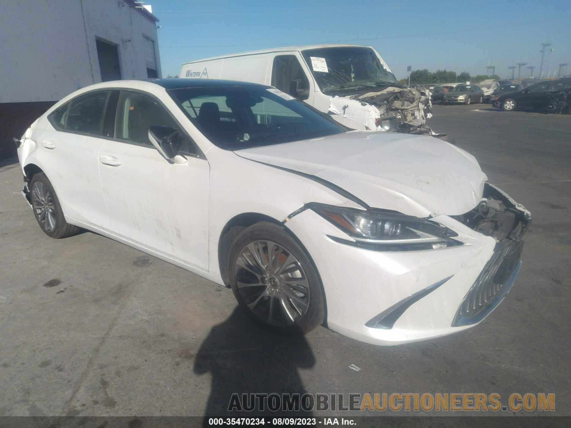 58ADZ1B10LU067671 LEXUS ES 2020