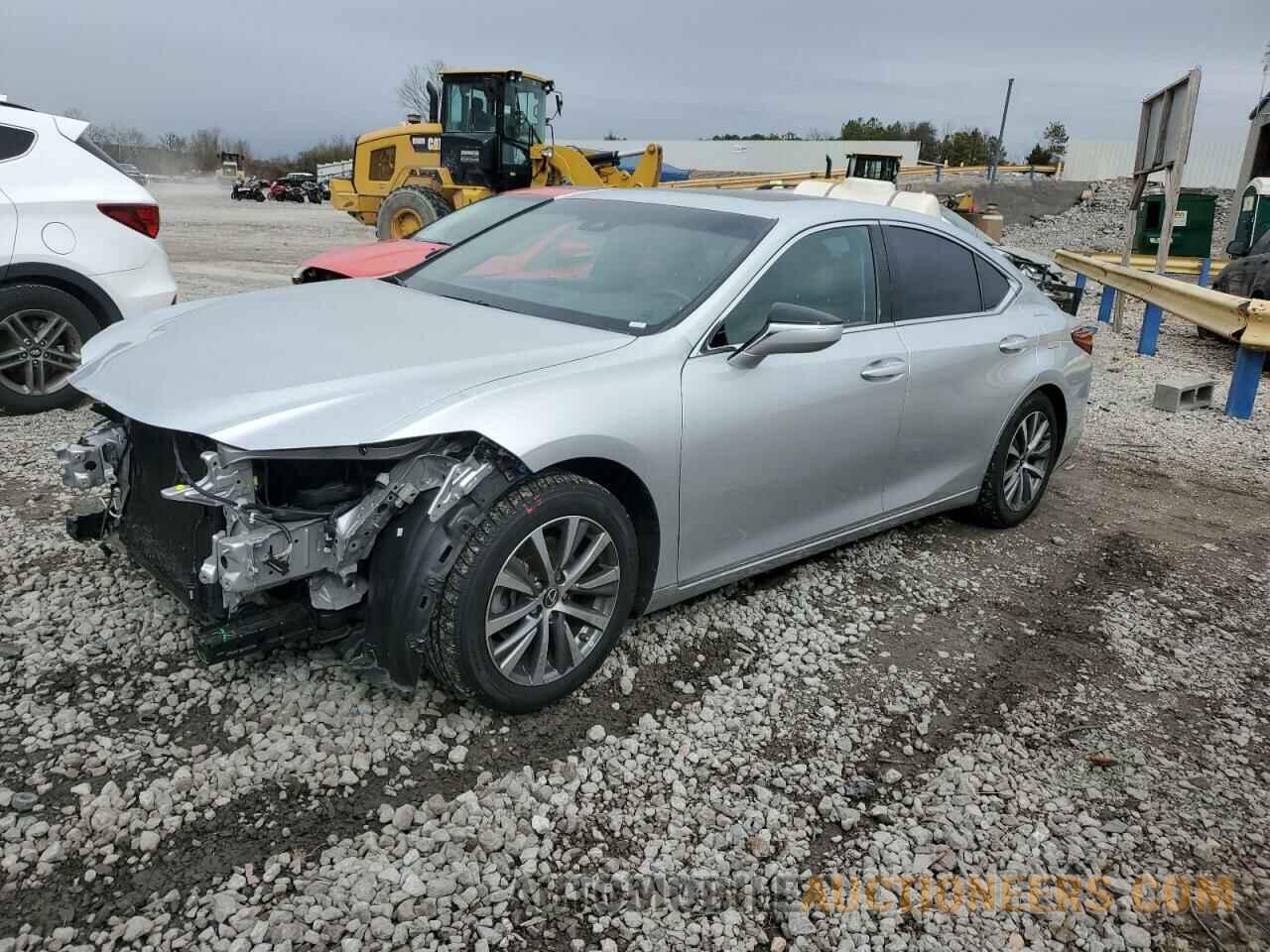 58ADZ1B11LU076895 LEXUS ES350 2020