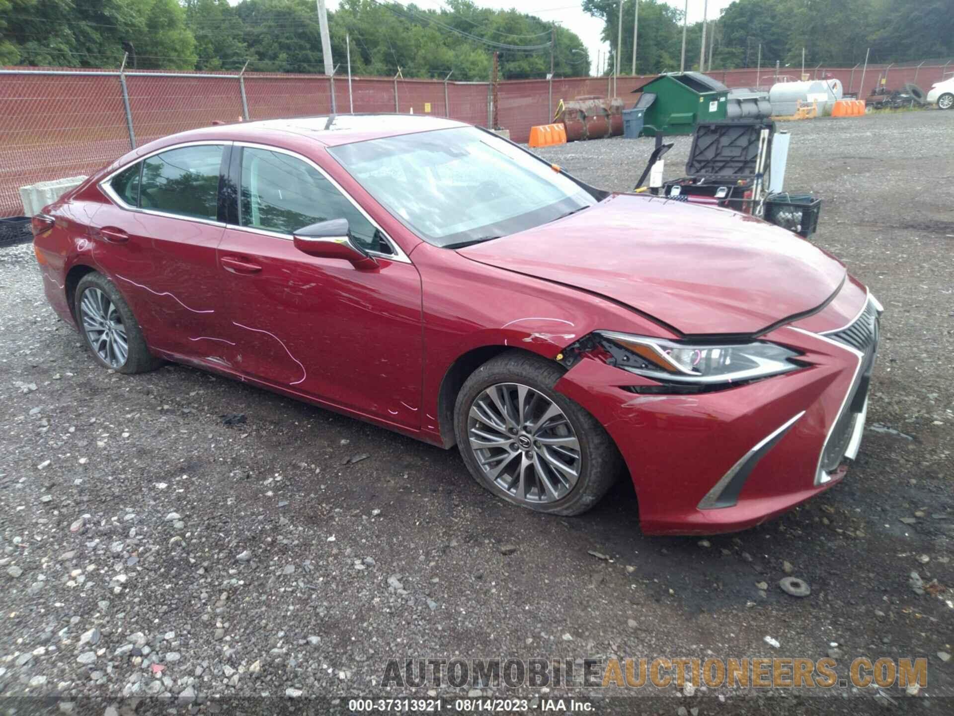 58ADZ1B13LU072671 LEXUS ES 2020