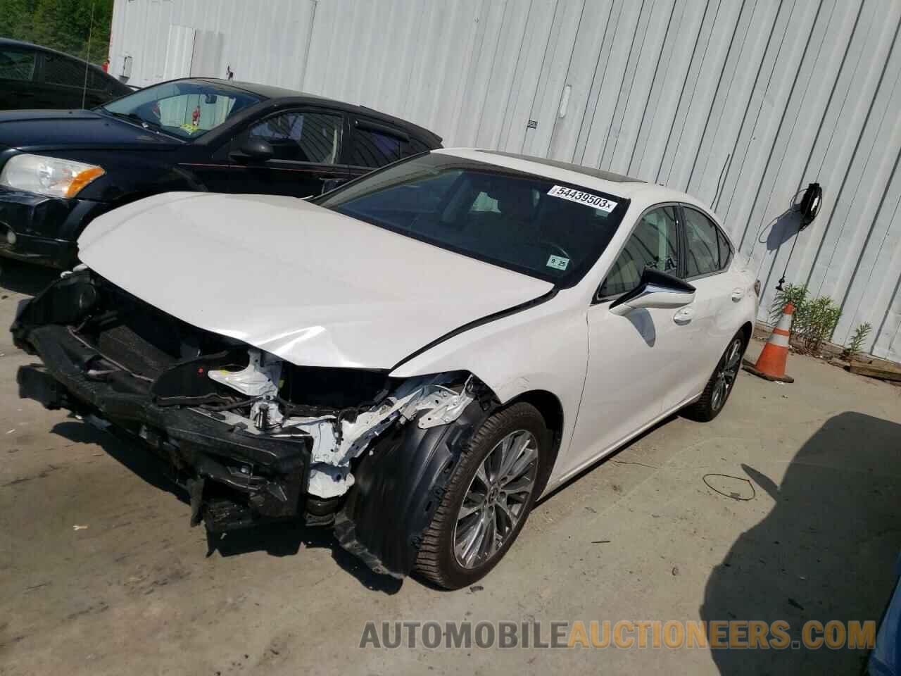 58ADZ1B15LU079458 LEXUS ES350 2020